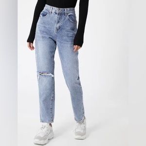 Cotton On Light/Medium Wash Ripped Mom Jeans - Size 8